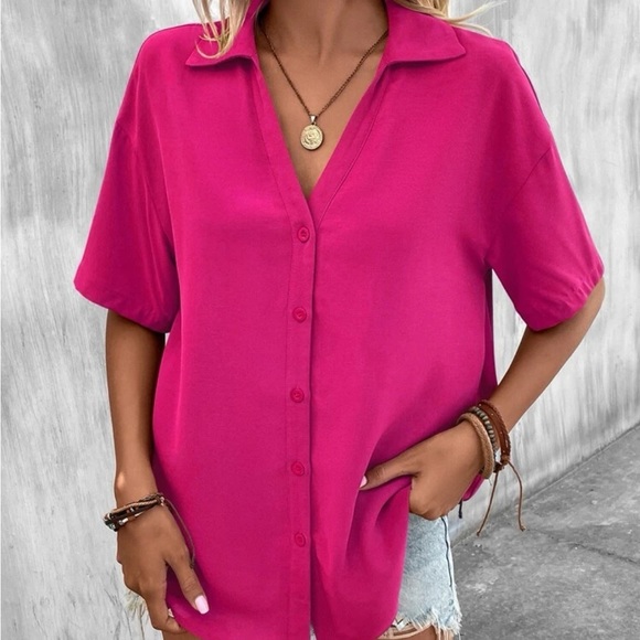 New v neck button down short sleeve top - Picture 2 of 8